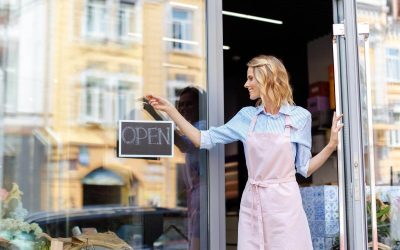 Anticipating First-Year Expenses When Opening a Restaurant Business
